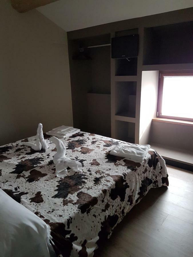 シルミオーネ La Casa Del Lago Bed & Breakfast エクステリア 写真