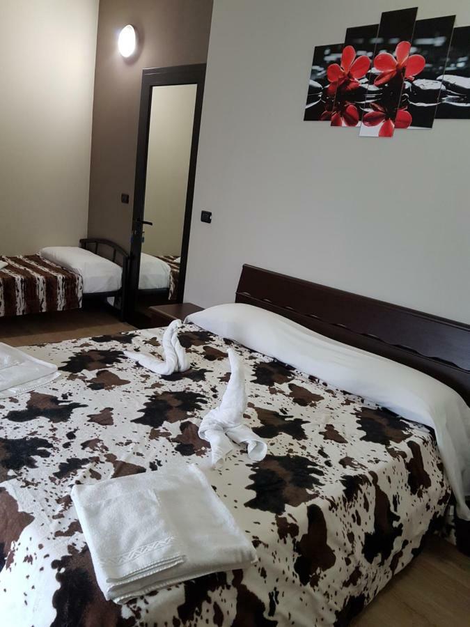 シルミオーネ La Casa Del Lago Bed & Breakfast エクステリア 写真
