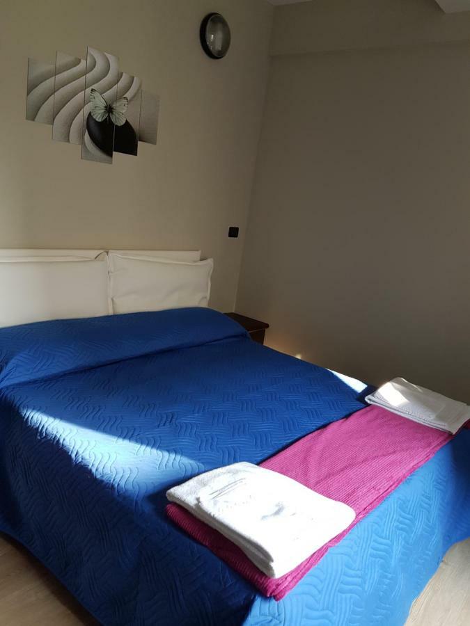 シルミオーネ La Casa Del Lago Bed & Breakfast エクステリア 写真